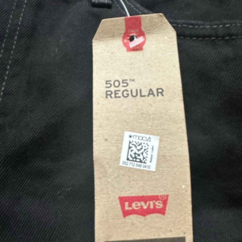 Levi's 505 Regular Fit Men's Black Jeans Size 36x32 Classic Straight‎ Leg Denim - Picture 7 of 12